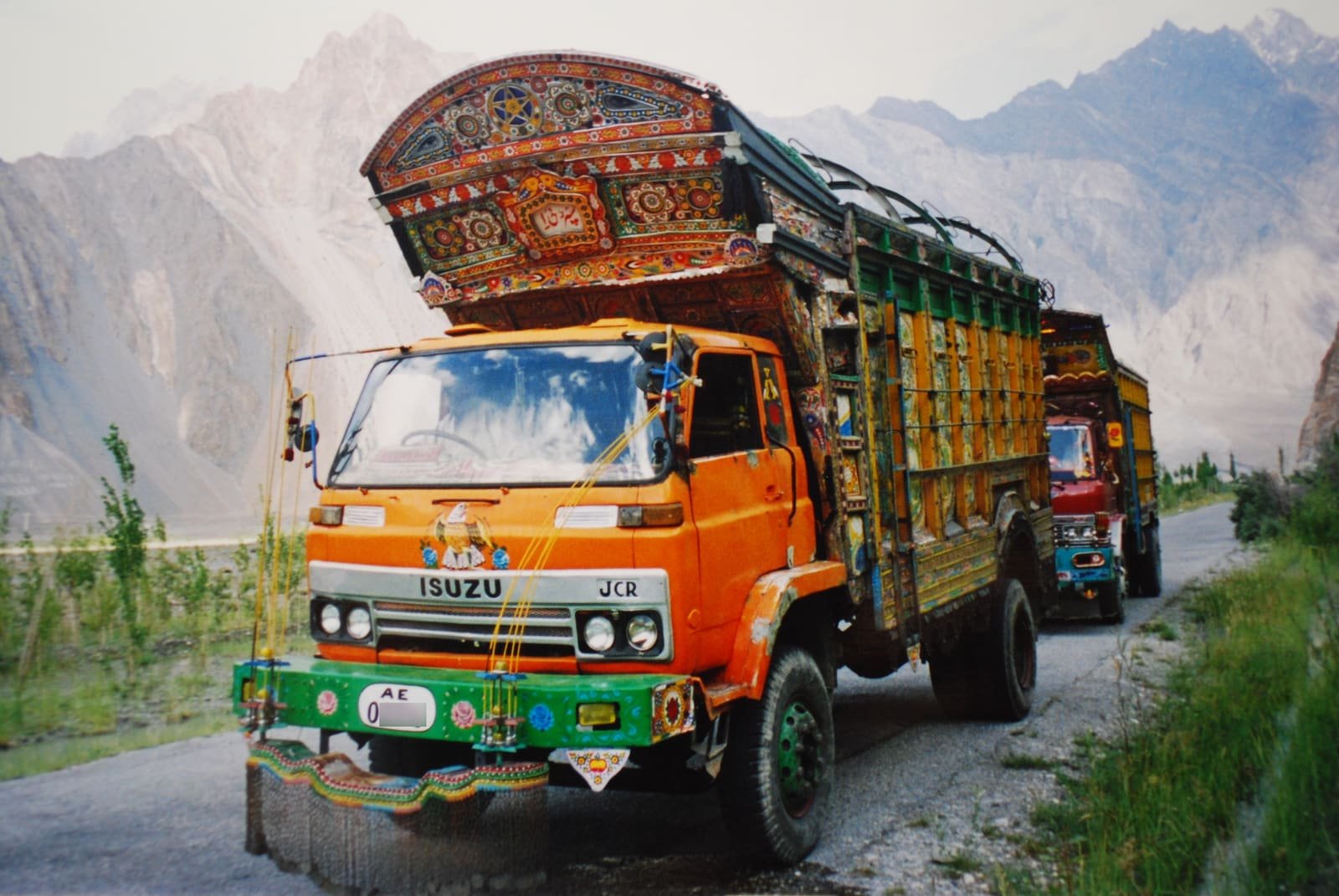 Karakoram Highway: when the passes open and close